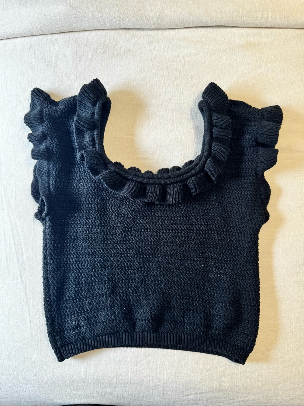 H&M Black Knit Sleeveless Top with Ruffle Edge